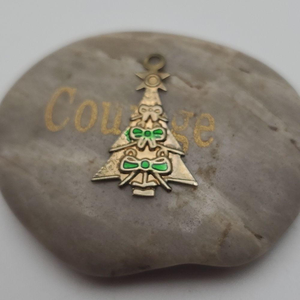 Vintage Christmas morning tree pendant
